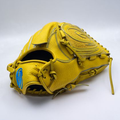Rookie Asian Yellow Dragon -Pitcher-11.75