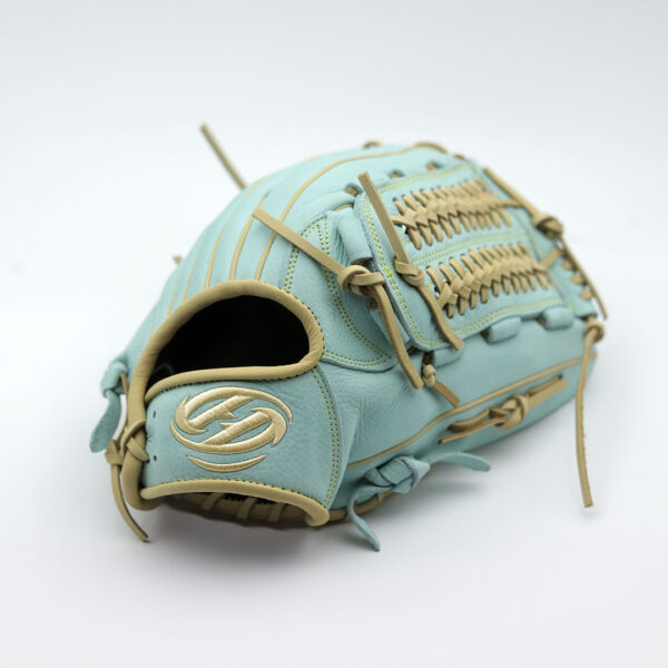 Rookie Fielder-Menta Blonde-12.75