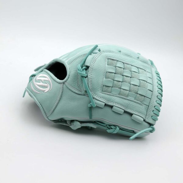 Rookie Mint- Pitcher-12 inch - Image 2