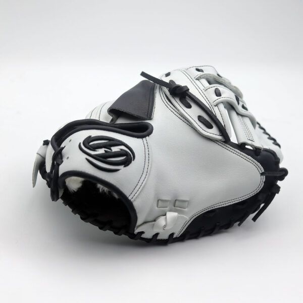GM19 Black and White-Softball Catcher-34 inch